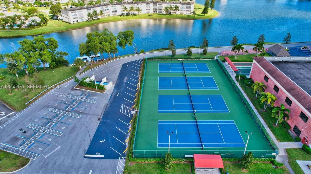 3052 Guildford C , Unit 3052, Boca Raton, FL 33434 Photo
