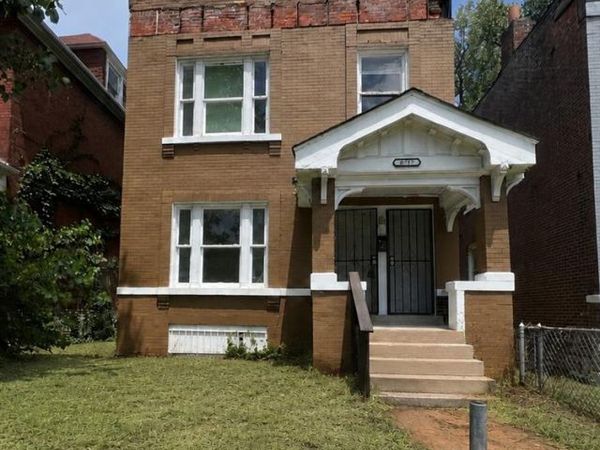 4717 Ashland Avenue , St Louis, MO 63115