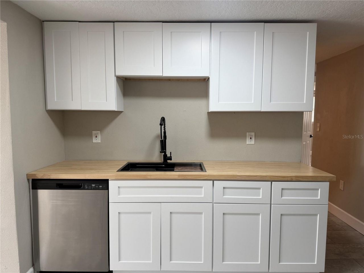 7138 Pinewood Drive , New Port Richey, FL 34652 Photo