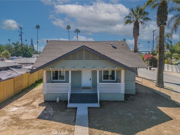 1974 Milton , Riverside, CA 92507
