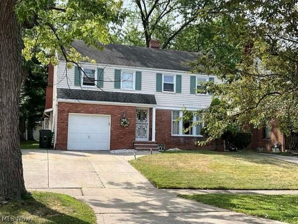25200 Glenbrook Boulevard, Euclid, OH 44117
