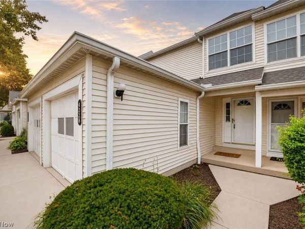 4228 River Ridge Drive , Cleveland, OH 44109