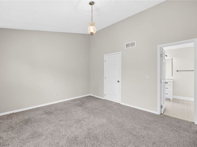 4228 River Ridge Drive , Cleveland, OH 44109 Photo 14