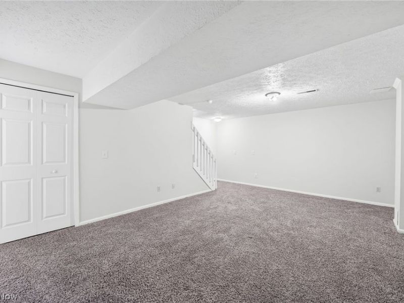 4228 River Ridge Drive , Cleveland, OH 44109 Photo 20