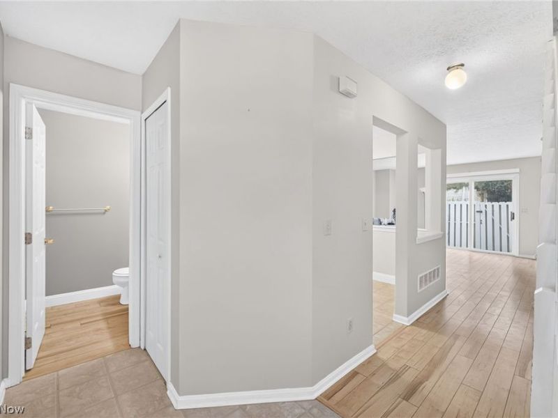 4228 River Ridge Drive , Cleveland, OH 44109 Photo 5