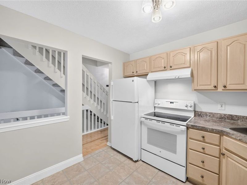 4228 River Ridge Drive , Cleveland, OH 44109 Photo 6