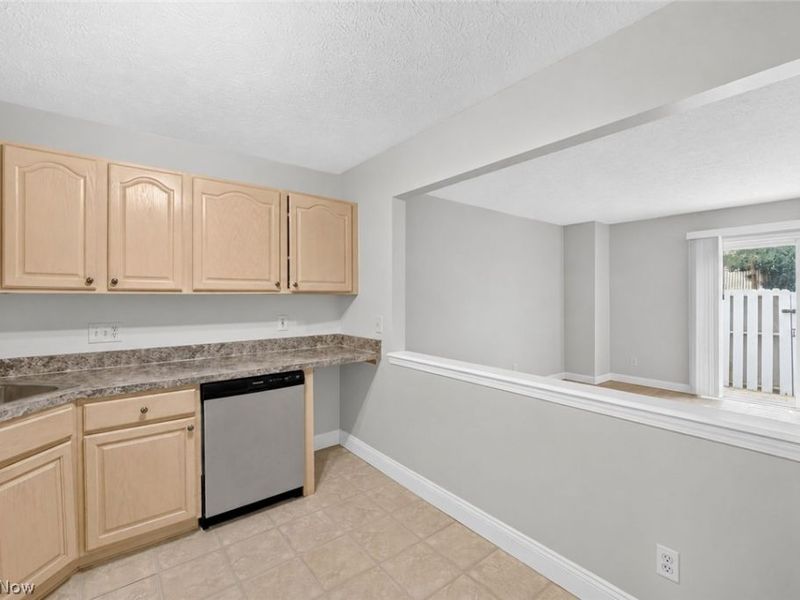 4228 River Ridge Drive , Cleveland, OH 44109 Photo 7