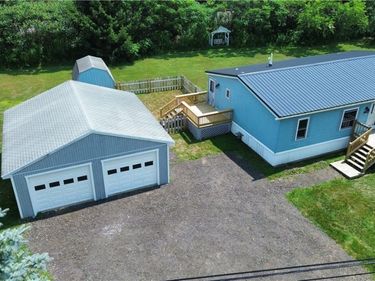 10748 Route 16 , Delevan, NY 14042