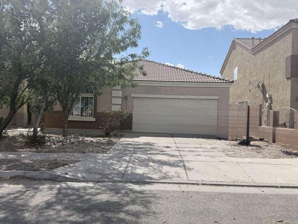 2809 Porto Street SW, Albuquerque, NM 87121