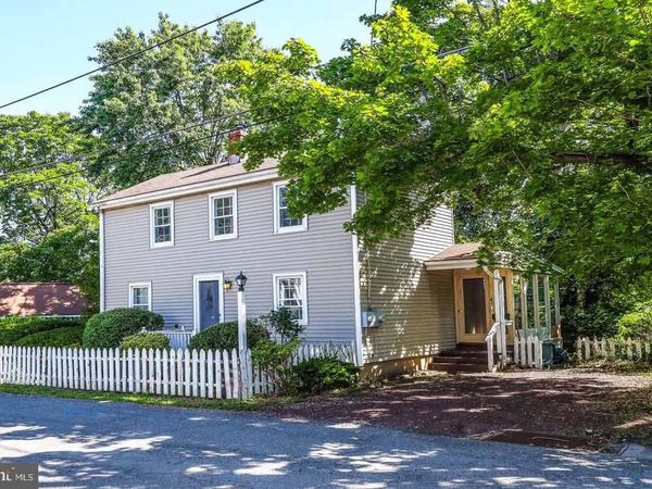 40 S CANAL STREET, YARDLEY, PA 19067