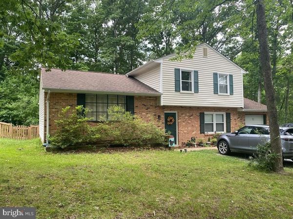17 HICKORY RIDGE DRIVE, FREDERICKSBURG, VA 22405