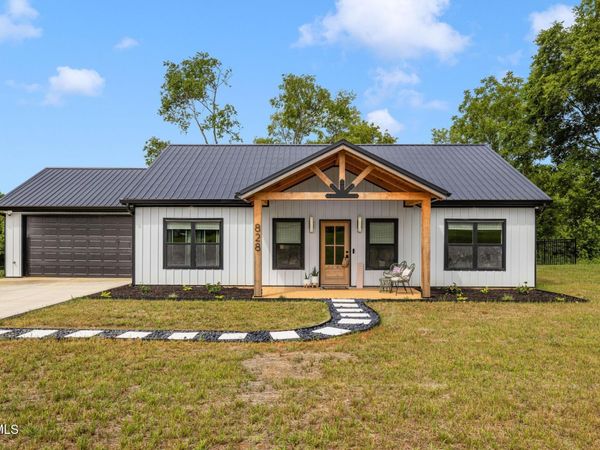 828 East Mckee East Street, Greeneville, TN 37743