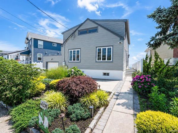 16 Brockmeyer Drive, Massapequa, NY 11758