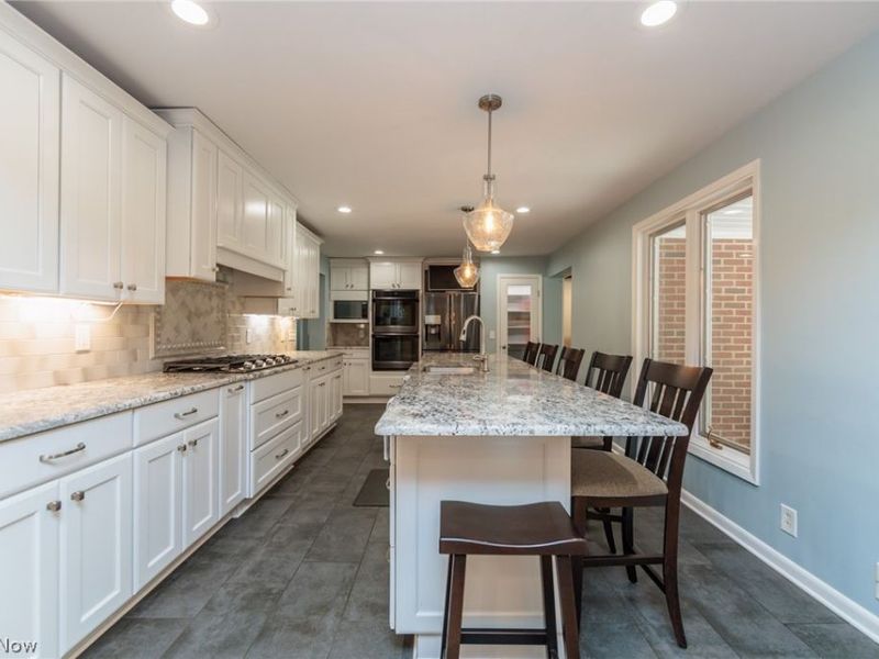 10710 Cardinal Lane, Brecksville, OH 44141 Photo 3