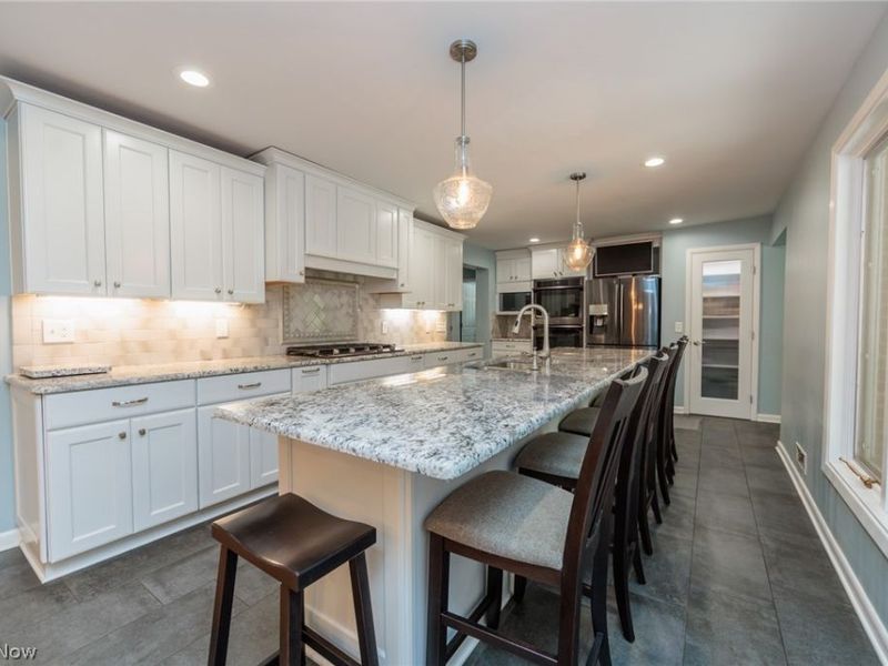 10710 Cardinal Lane, Brecksville, OH 44141 Photo 5