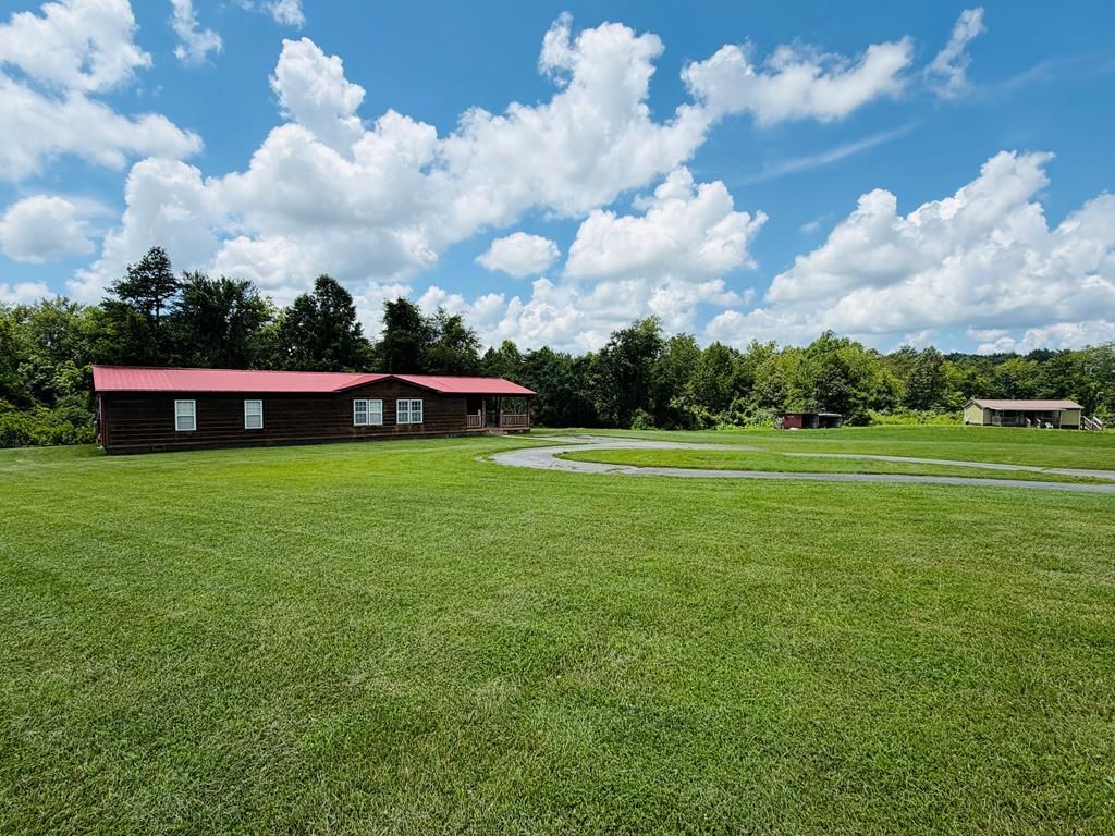 868 Fritzsche, Jamestown, TN 38556 Main Photo
