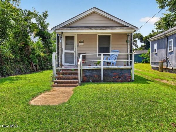1029 Queen Street , New Bern, NC 28560
