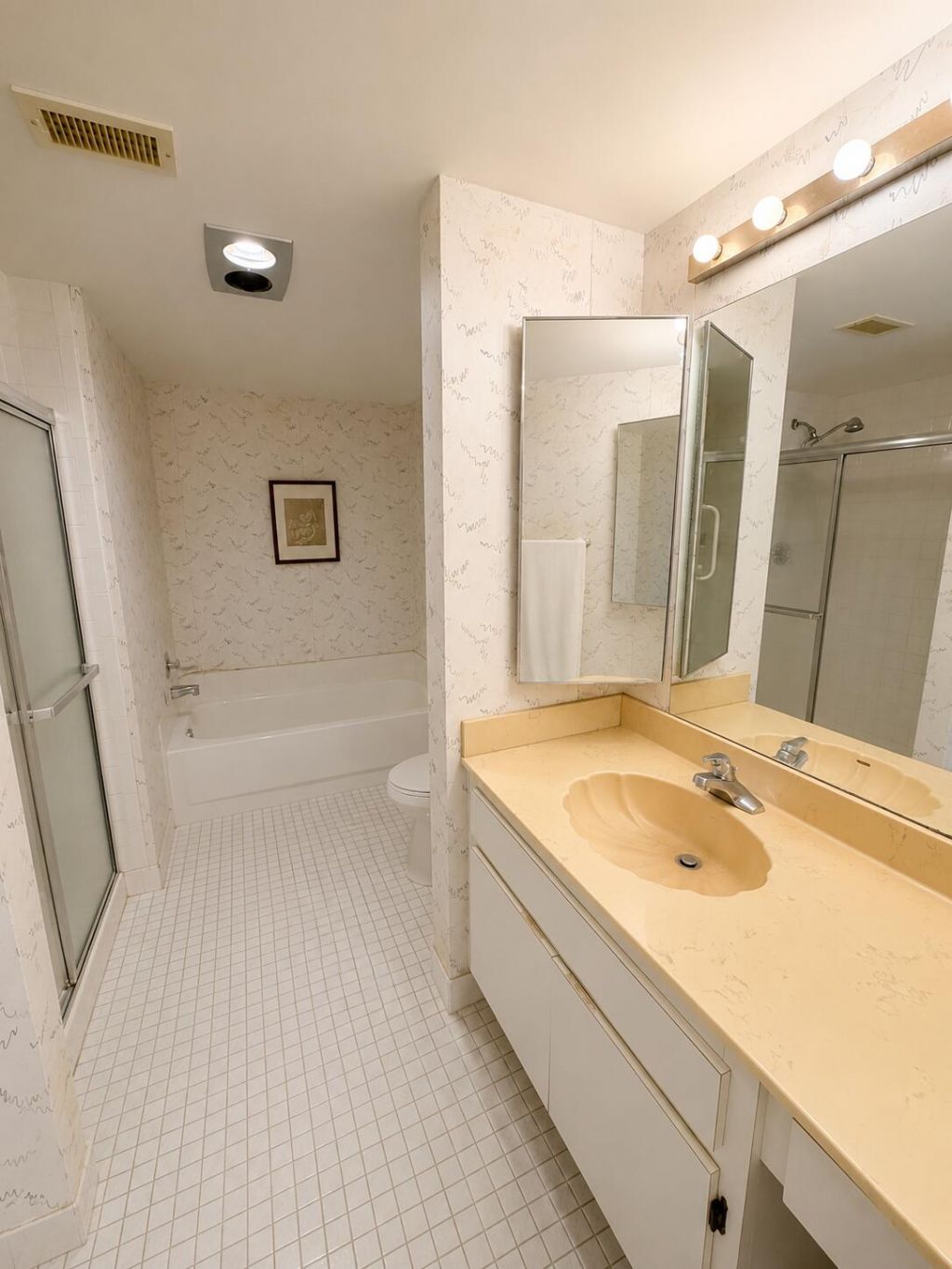 33 Stratford Lane W, Unit C, Boynton Beach, FL 33436 Photo