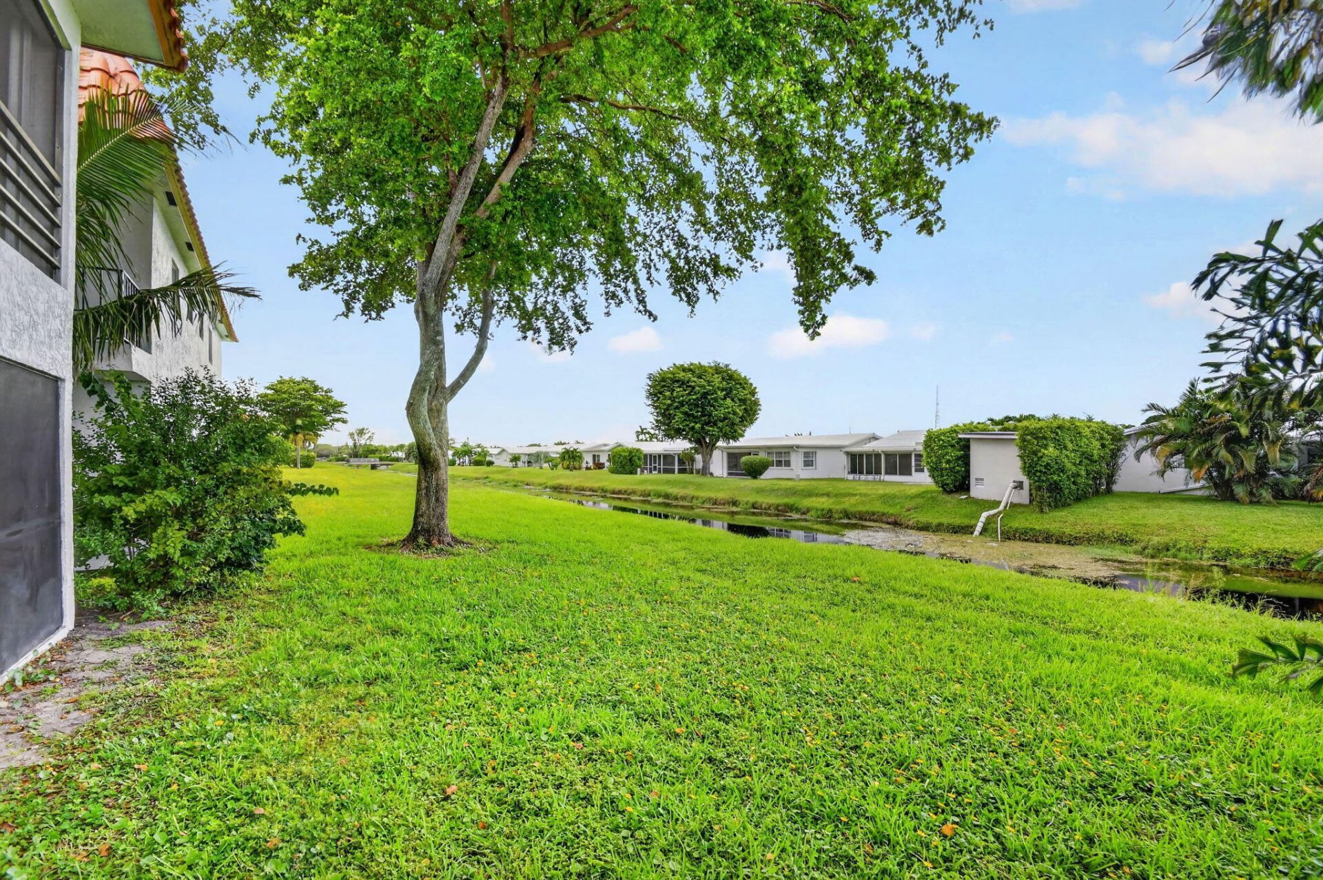 2101 W Woolbright Road, Unit J107, Boynton Beach, FL 33426 Photo