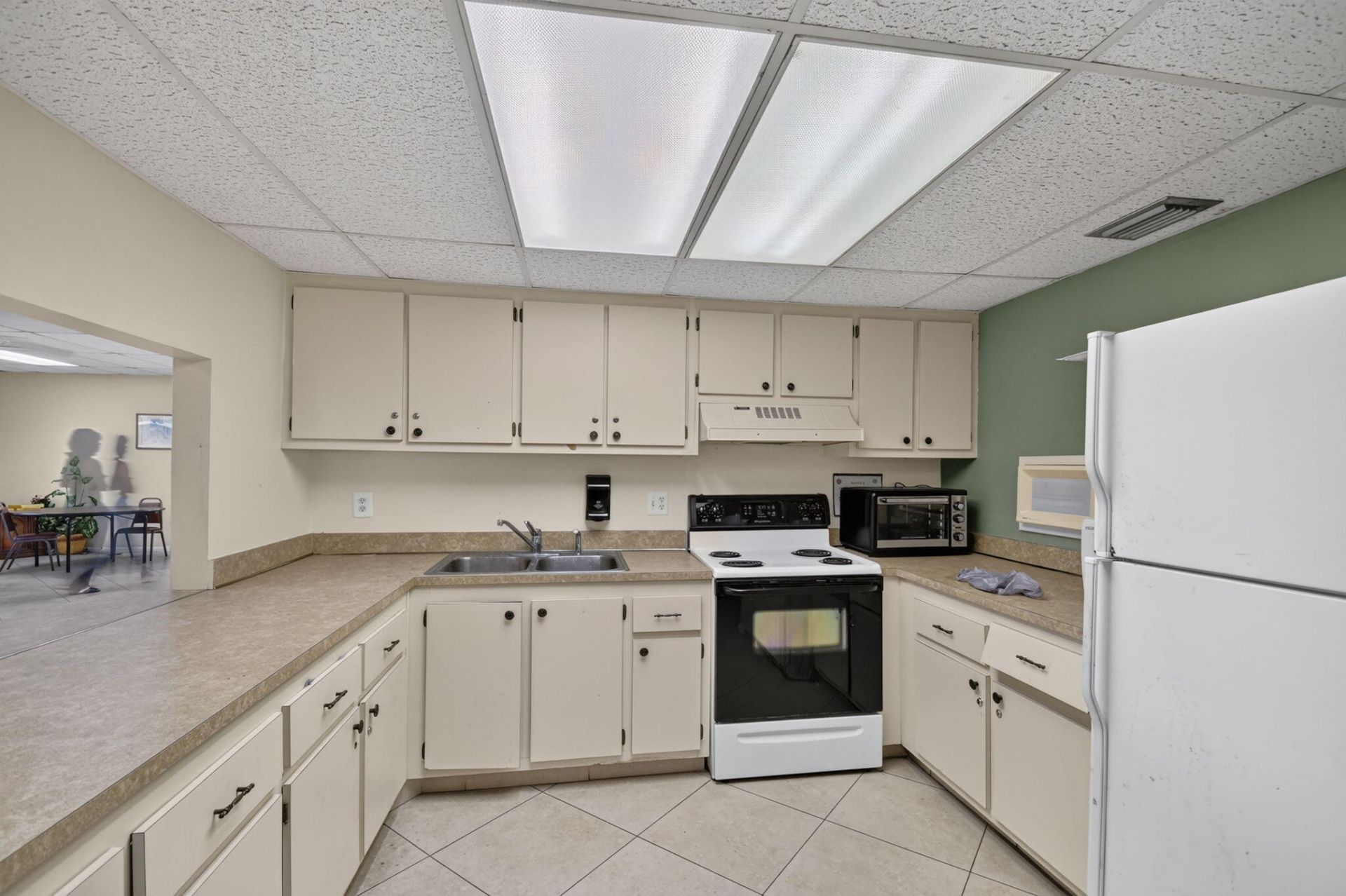 2101 W Woolbright Road, Unit J107, Boynton Beach, FL 33426 Photo