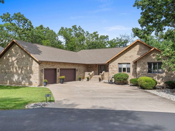 600 Edgewater Estates, Kimberling City, MO 65686