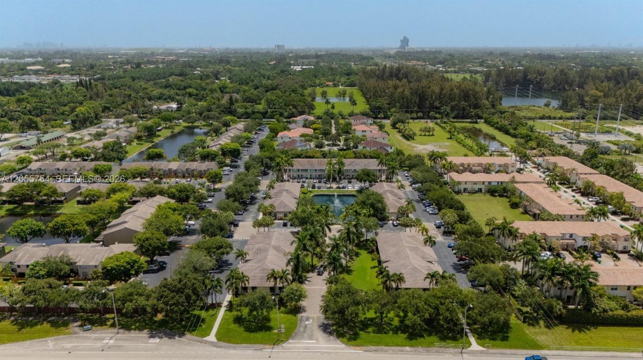 5220 S University Dr , Unit 109C, Davie, FL 33328 Photo