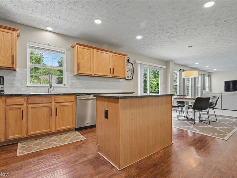 63 Creekledge Lane, Copley, OH 44321 Photo 9