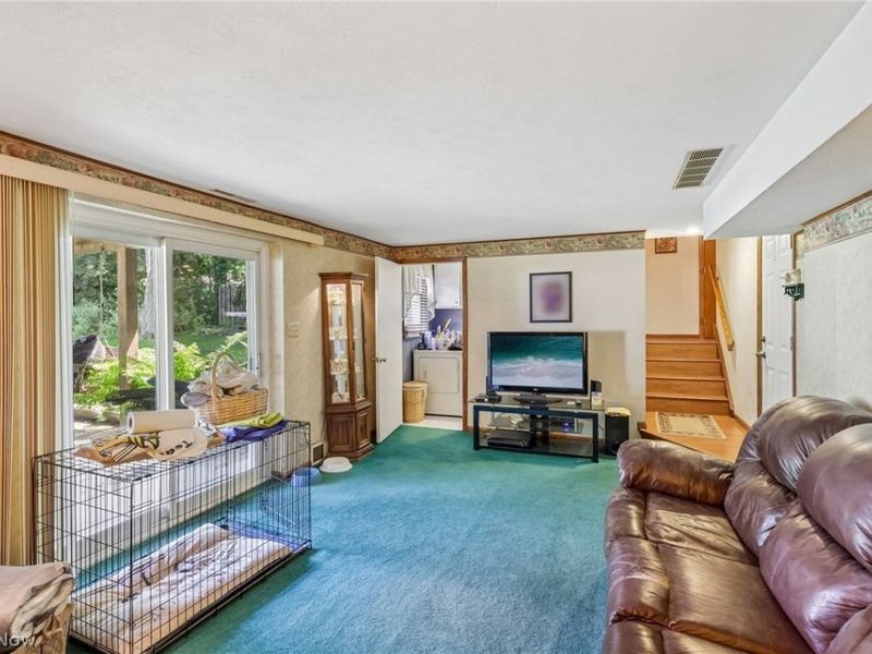 8127 Rolling Brook Road, Sagamore Hills, OH 44067 Photo 15
