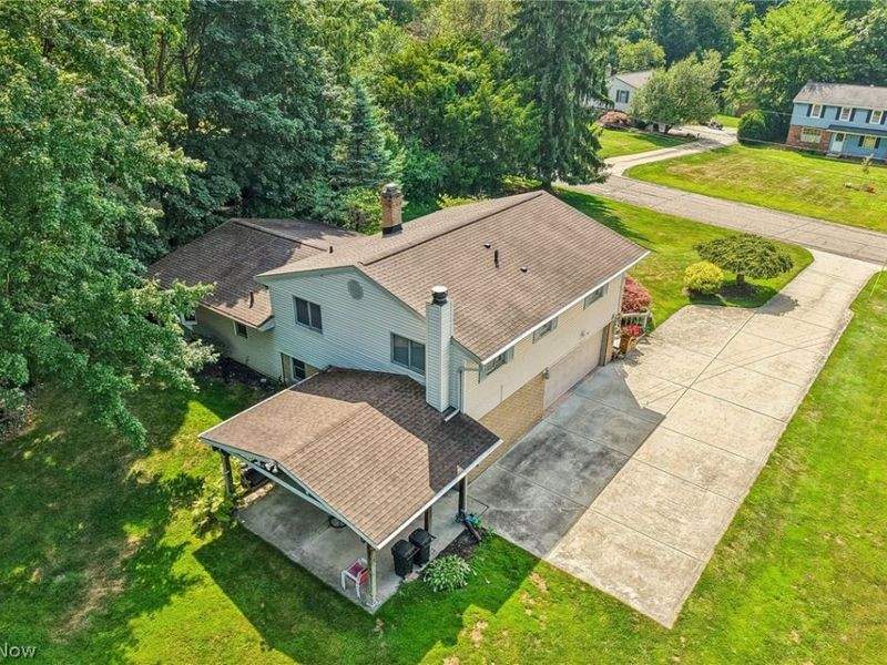 8127 Rolling Brook Road, Sagamore Hills, OH 44067 Photo 38