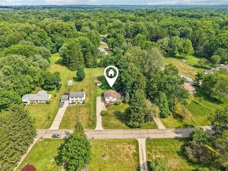 8127 Rolling Brook Road, Sagamore Hills, OH 44067 Photo 42