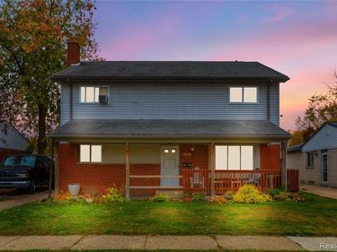 9274 Chamberlain Street, Romulus, MI 48174