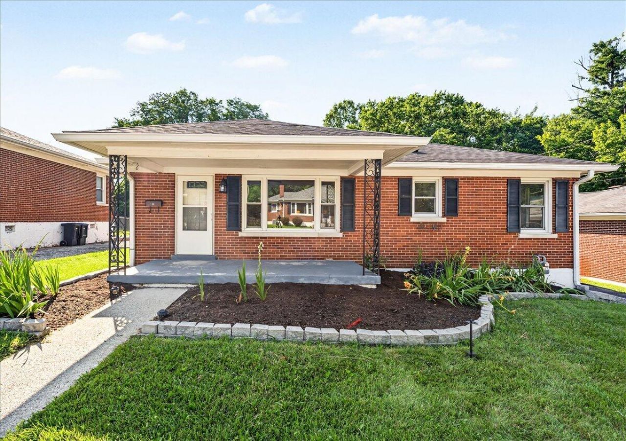 153 Sunset Drive, Frankfort, KY 40601 Main Photo
