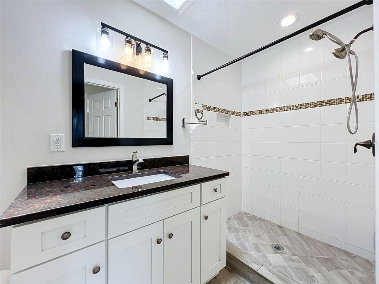 411 Monticello Drive, Altamonte Springs, FL 32701 Photo