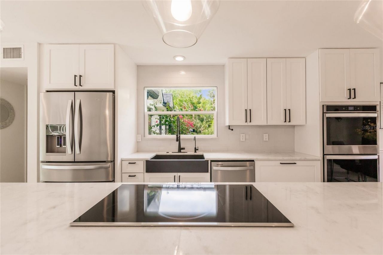 1587 Firethorne Lakes Drive, Sarasota, FL 34240 Photo