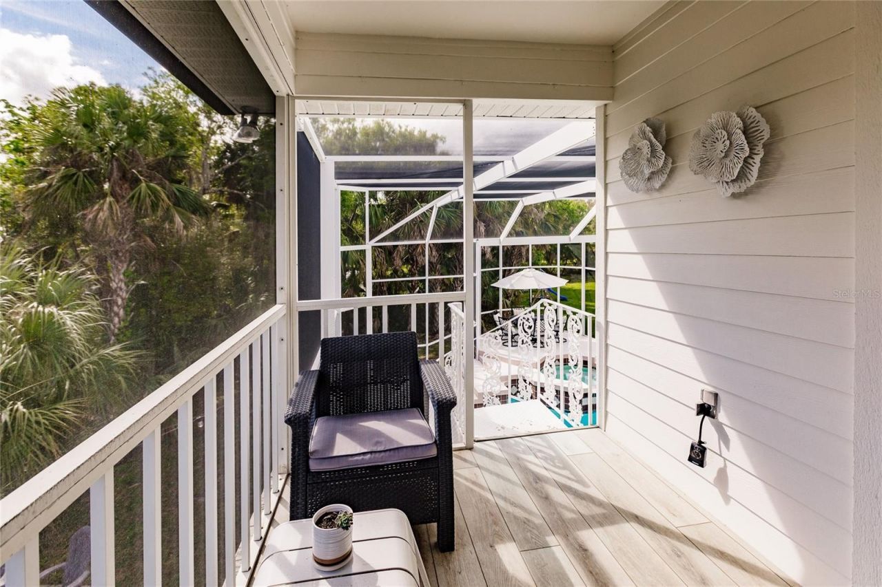 1587 Firethorne Lakes Drive, Sarasota, FL 34240 Photo