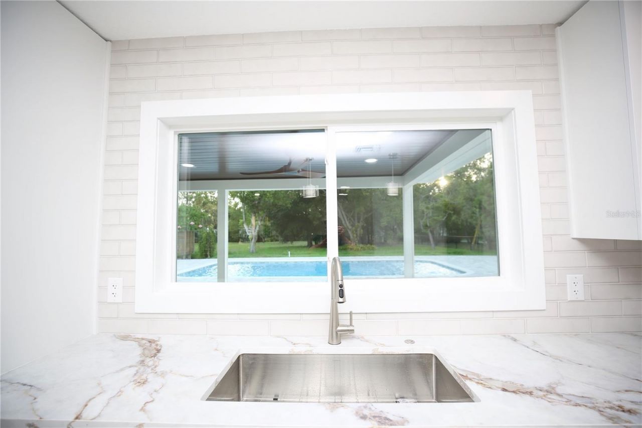 1646 Robin Hood Lane, Clearwater, FL 33764 Photo