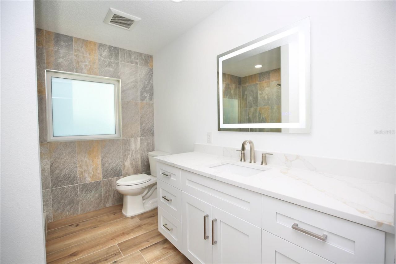 1646 Robin Hood Lane, Clearwater, FL 33764 Photo