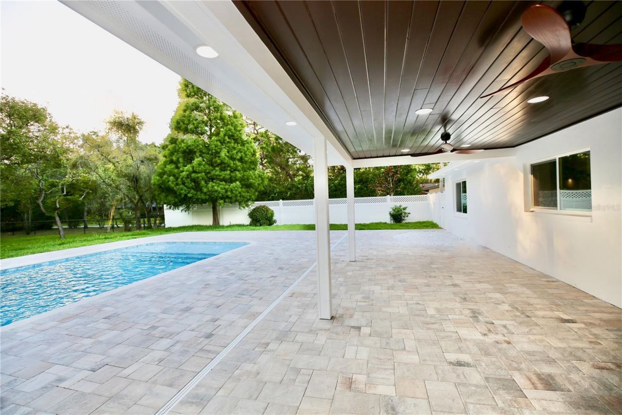 1646 Robin Hood Lane, Clearwater, FL 33764 Photo
