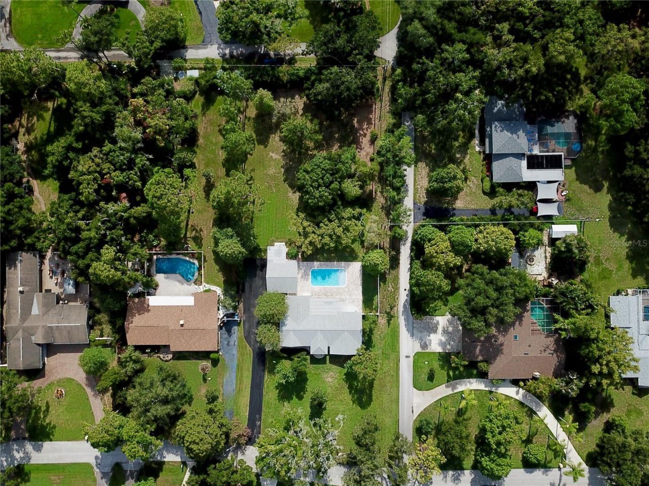 1646 Robin Hood Lane, Clearwater, FL 33764 Photo