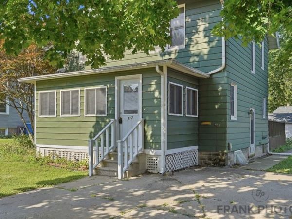 417 2nd Avenue, DIXON, IL 61021