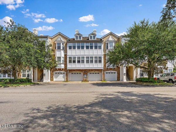 8550 TOUCHTON Road, Unit 521, Jacksonville, FL 32216