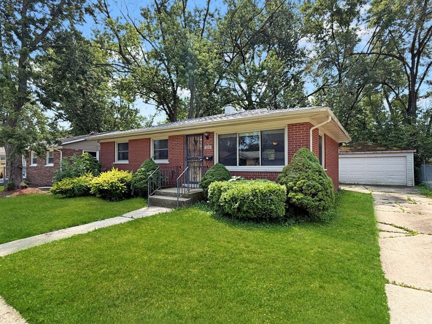 Main Photo