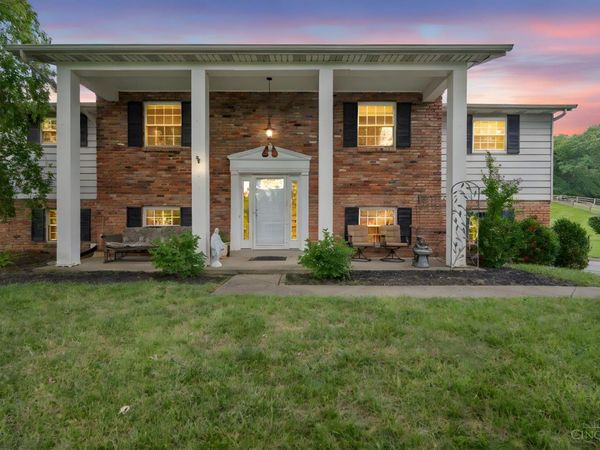 10370 KINGSPORT Drive, Evendale, OH 45241