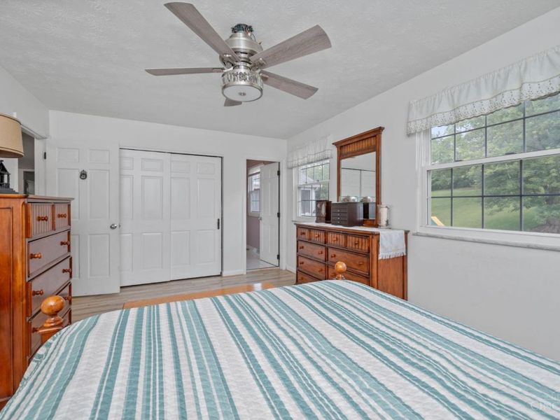 10370 KINGSPORT Drive, Evendale, OH 45241 Photo 30