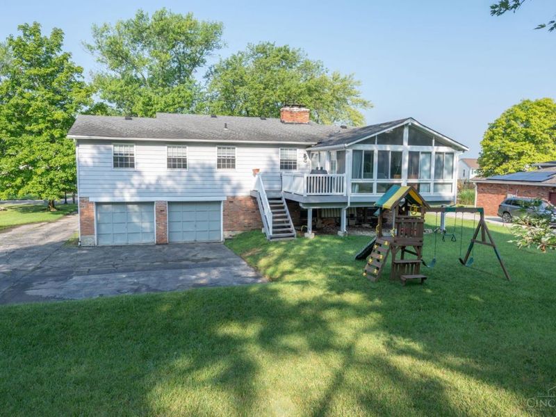 10370 KINGSPORT Drive, Evendale, OH 45241 Photo 35