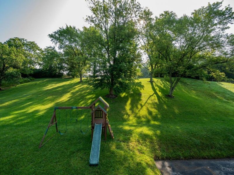 10370 KINGSPORT Drive, Evendale, OH 45241 Photo 39