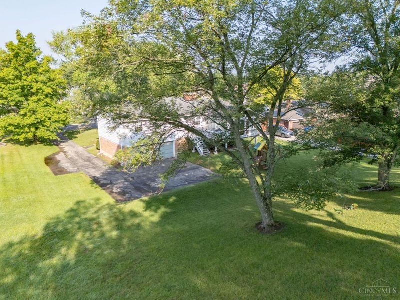 10370 KINGSPORT Drive, Evendale, OH 45241 Photo 41