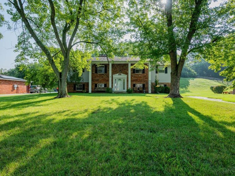 10370 KINGSPORT Drive, Evendale, OH 45241 Photo 5