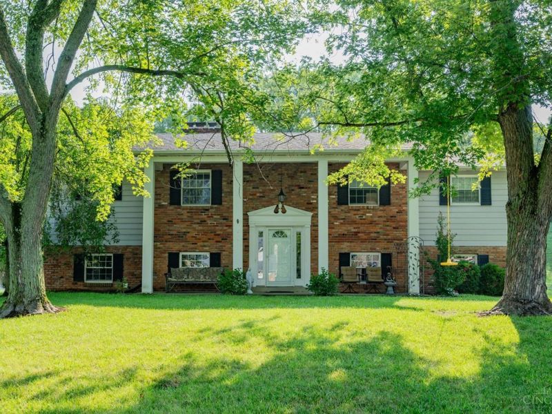 10370 KINGSPORT Drive, Evendale, OH 45241 Photo 6