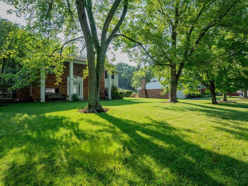 10370 KINGSPORT Drive, Evendale, OH 45241 Photo 7